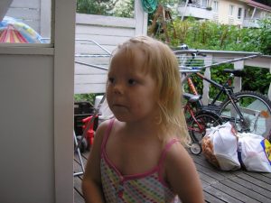 Viivi tyttö ihmettelee!